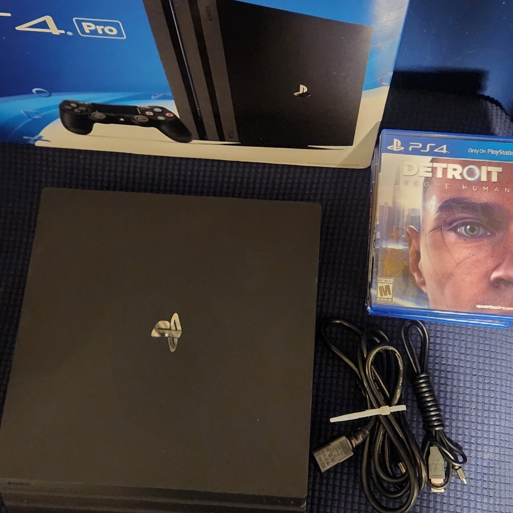 PS 4 - Picture 10 of 10